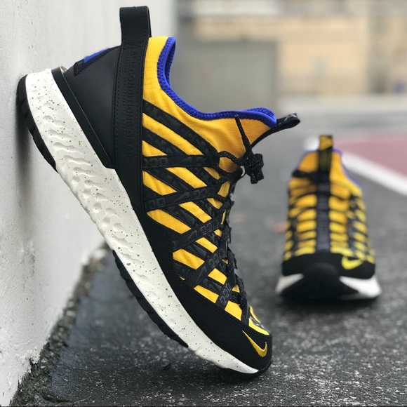 nike acg react terra gobe amarillo